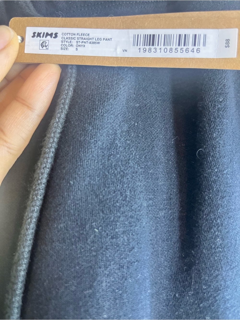 Skims BRAND NEW straight leg joggers - Picture 4 of 5